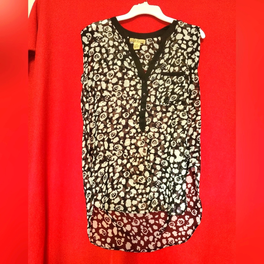 Skull blouse